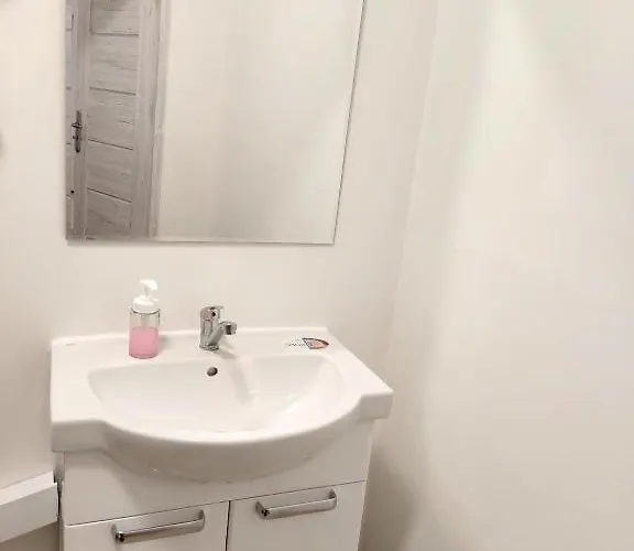 Kozia 24/25 Bed & Breakfast Poznan